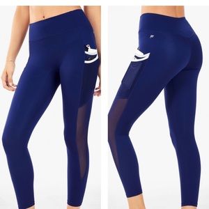 Fabletics Midrise - Side Mesh Triple Pockets